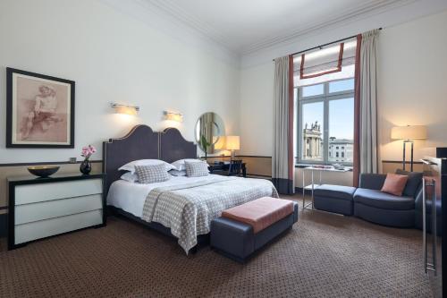 Premier Room