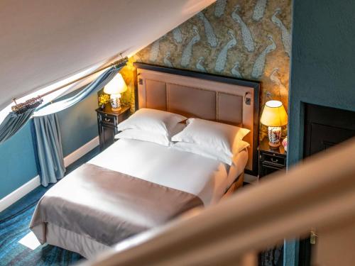 Duplex Room