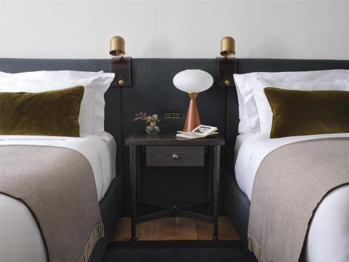 Deluxe Queen Room with Two Queen Beds