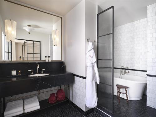 One Bedroom Suite