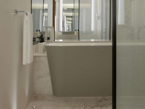 Breaking Waves Suite with Private Pool
