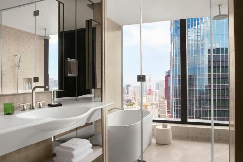 JW Mindful Suite King