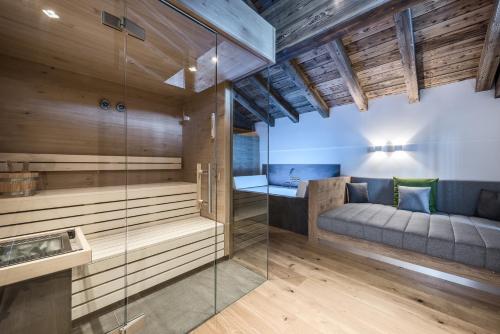 Suite with Sauna