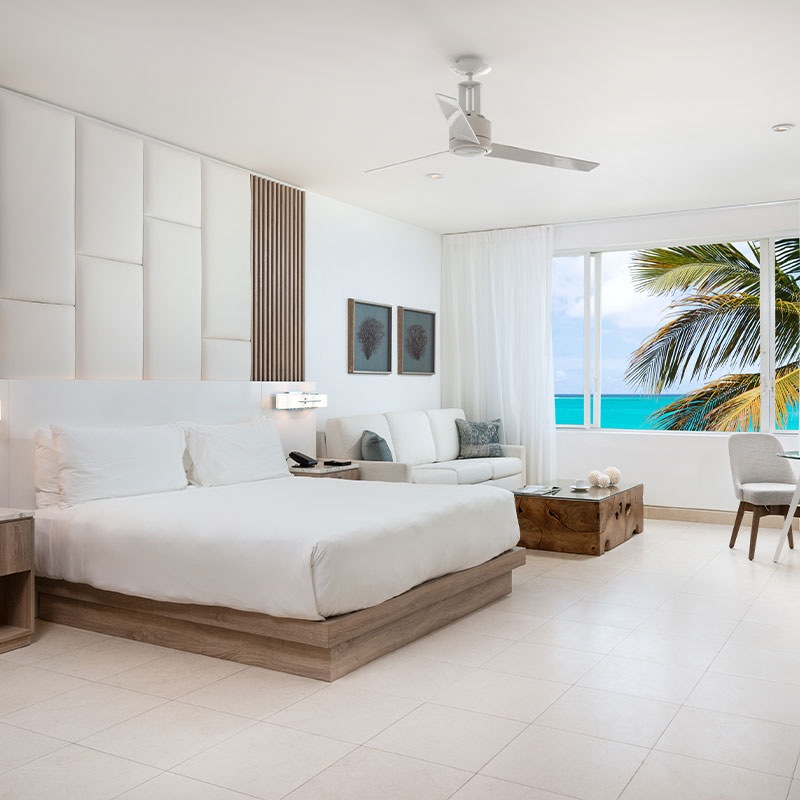 3 Bedroom Oceanfront Suite (Beach Level)