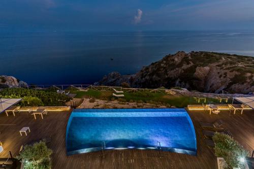 Suite with Sea View - Main Building 