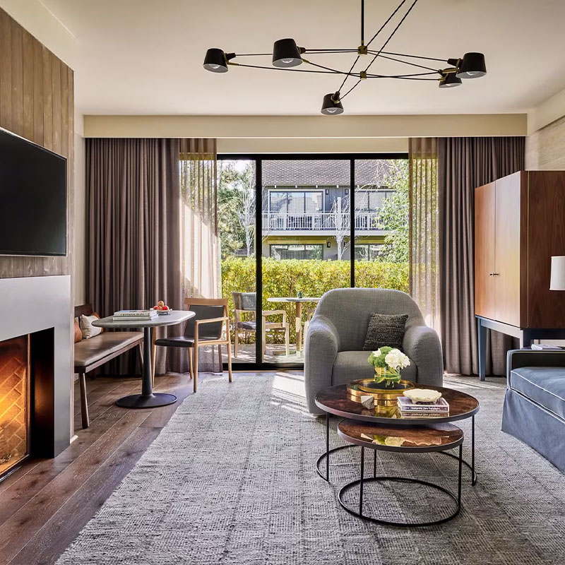 Luxury Suite