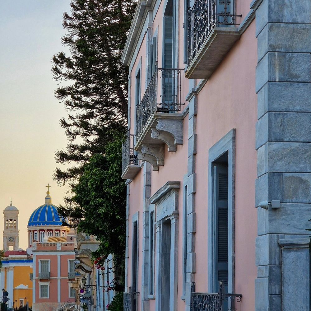 Aristide Hotel