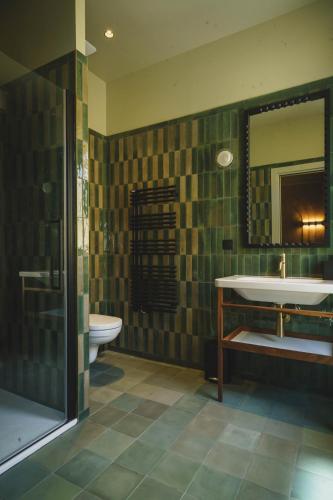 Standard Double Room with Shower