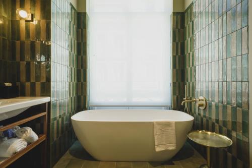 Deluxe Room with Bath and Shower