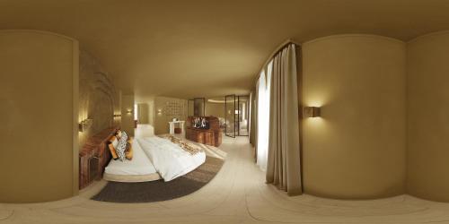Signature Suite Shower and Bath