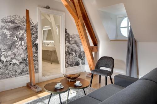 Suite with Garden View