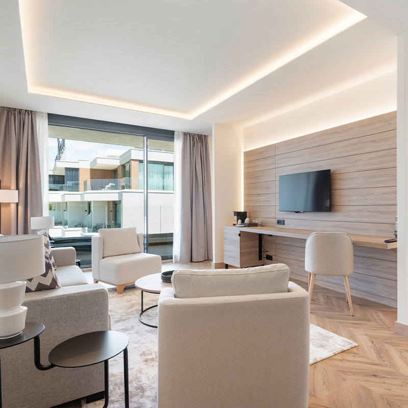 Grand Attica21