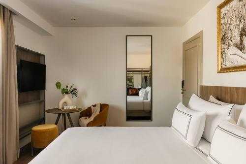 Deluxe Room City View