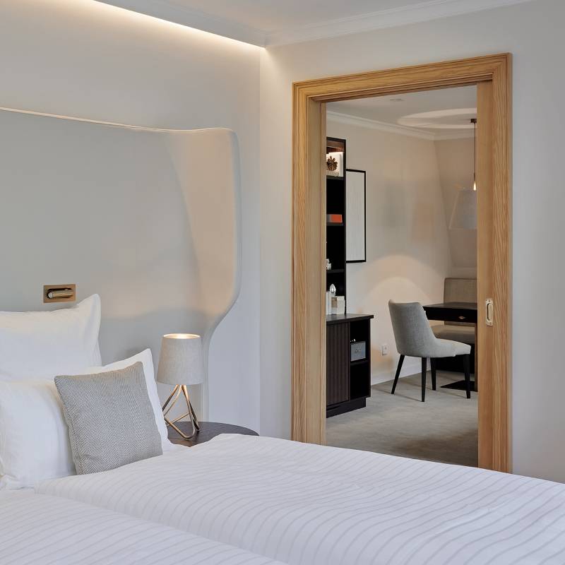 Wedding Tower Suite