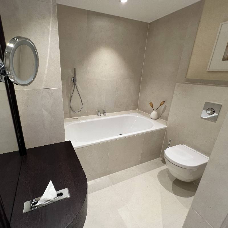 Wedding Tower Suite