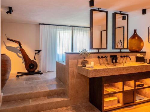 Presidential Suite with Balcony 