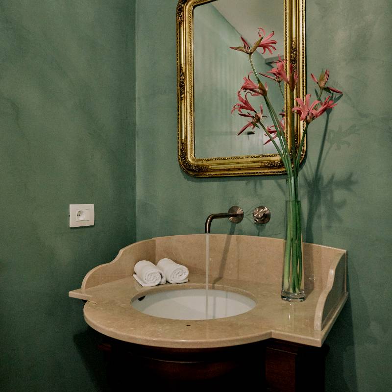 Laurin Suite 1910