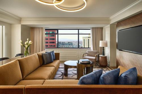 Newly Renovated Presidential Suite with King Bed and Sofa Bed