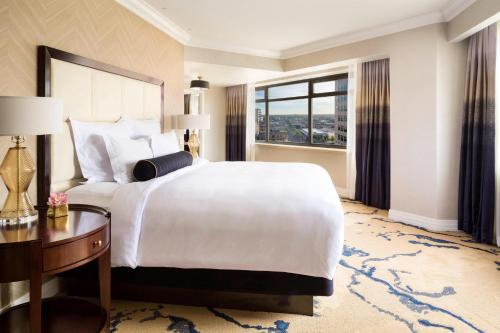One-Bedroom King Suite with City View - Mobility and Hearing Accessible
