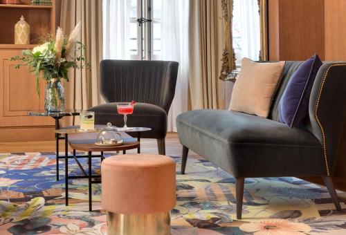 Suite with City View