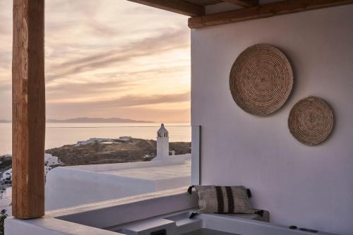 Helios Suite Hot Tub & Sea View Terrace