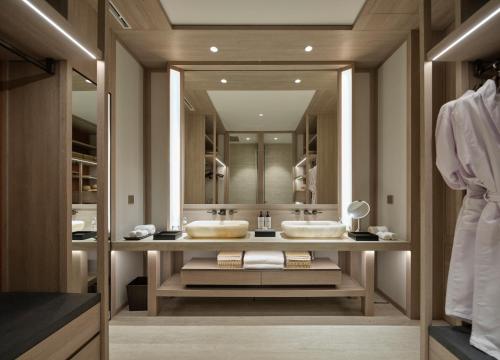 One Bedroom Suite