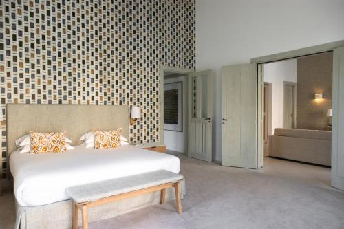 Suite with Pool View