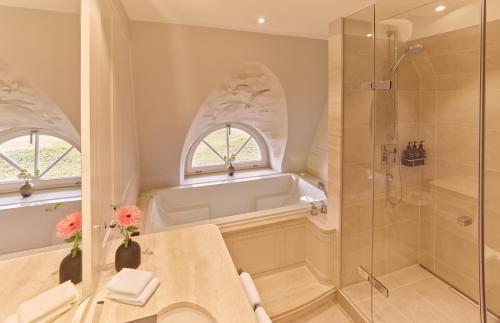 Sea Maisonette w Bathroom upstairs 50sqm