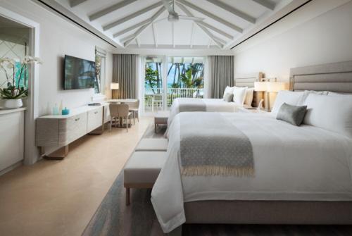 Ocean Front Balcony 2 Queen Beds