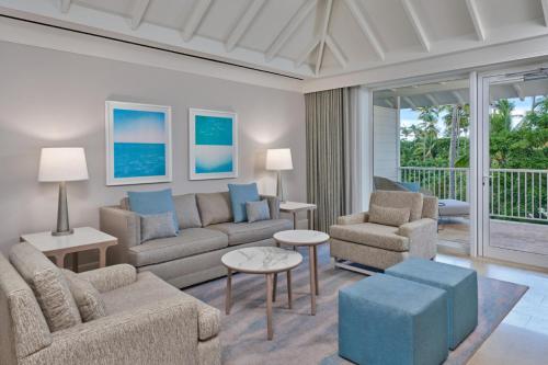 Deluxe Garden View One Bedroom Suite