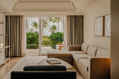Oceanfront One Bedroom Suite