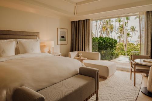 Oceanfront One Bedroom Accessible Suite