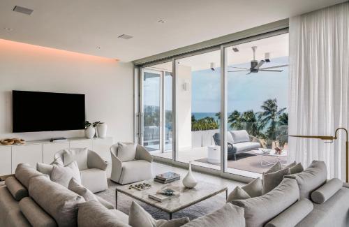 Four Bedroom Oceanfront Residence