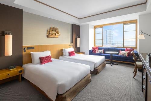 Standard Twin Room with Sea View