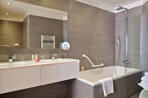Family Suite with Balcony