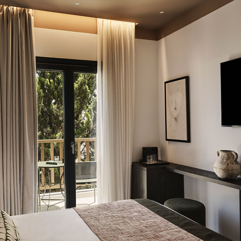 Comfort Room with Balcony