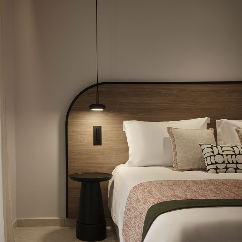 Open Plan Suite with Balcony 
