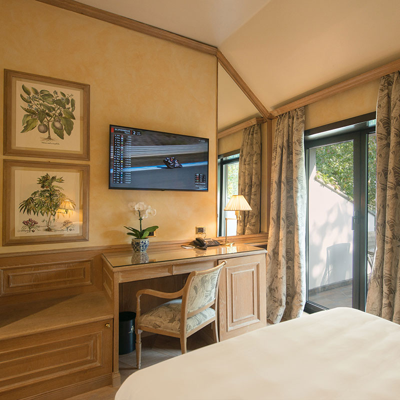 Single Room French Bed