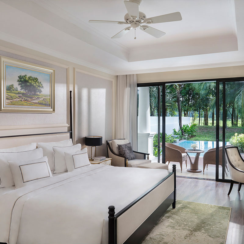 4-Bedroom Villa Garden with Private Pool