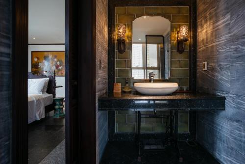 Amanaki Hideaway