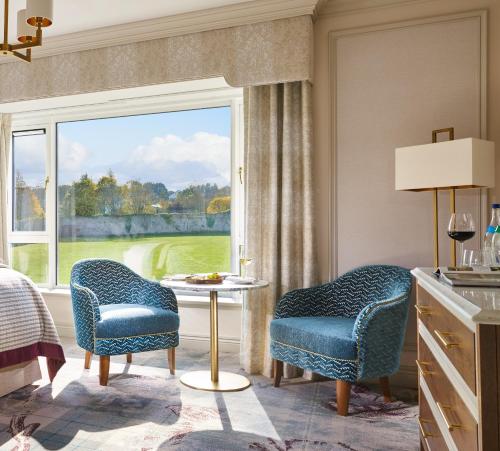 Superior King Room 