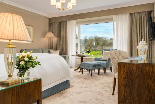 Suite with Garden View