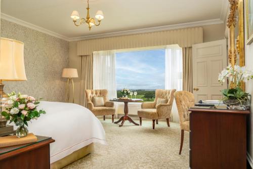 Suite with Garden View
