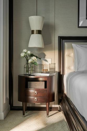 Premium King Room