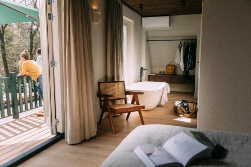 Lodge – Charm Heatherview