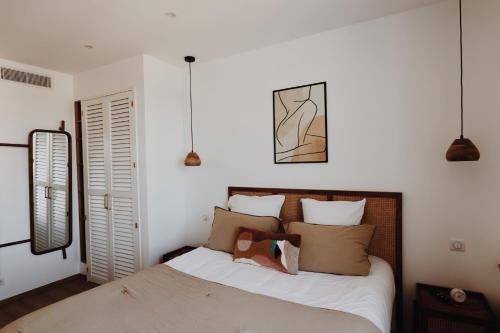 Double Room with Partial Sea View