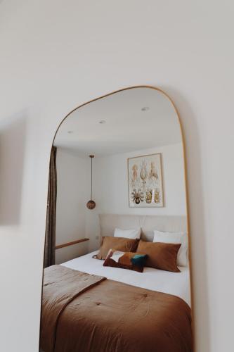 Double Room with Partial Sea View