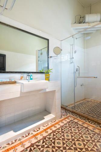 Sultan Two-Bedroom House