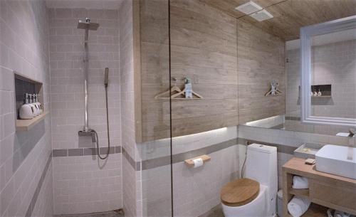 Double Room - No Window