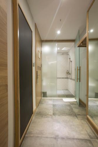Double Room - No Window